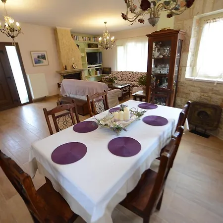 Sweet Country house